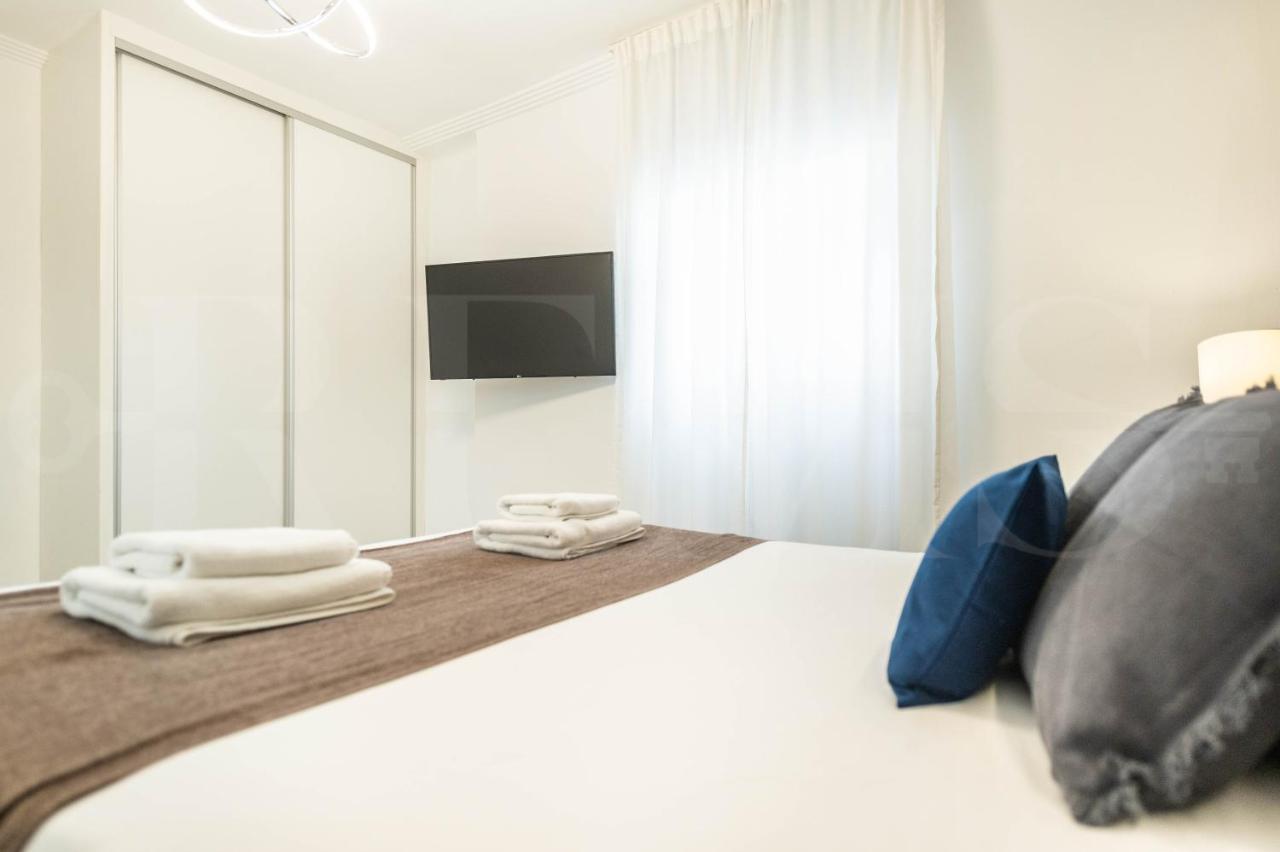 Serene & Spacious Apartment - Center By Rems Μάλαγα Εξωτερικό φωτογραφία